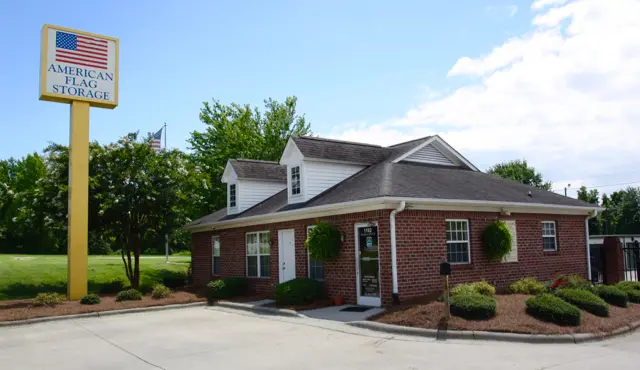 Exterior view of American Flag Storage Merritt Drive facility.